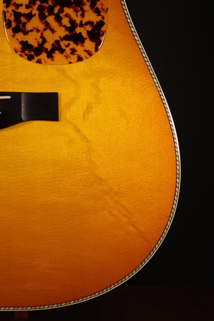 Santa Cruz D-12 Custom - Bearclaw German Spruce/Figured Mahogany (NEW)