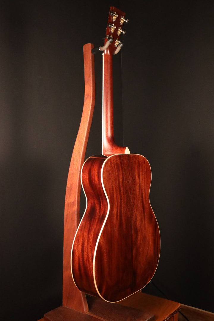 Huss and Dalton TOM-M Custom - Italian Spruce/Sinker Mahogany (NEW)