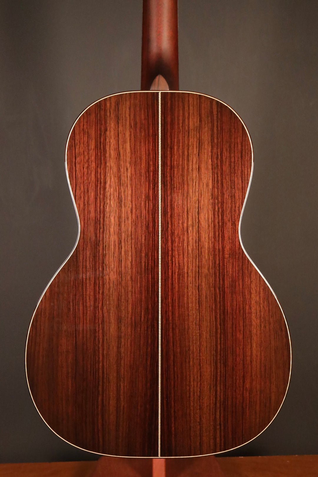 Huss and Dalton 00-SP Engelmann Spruce/East Indian Rosewood (NEW)