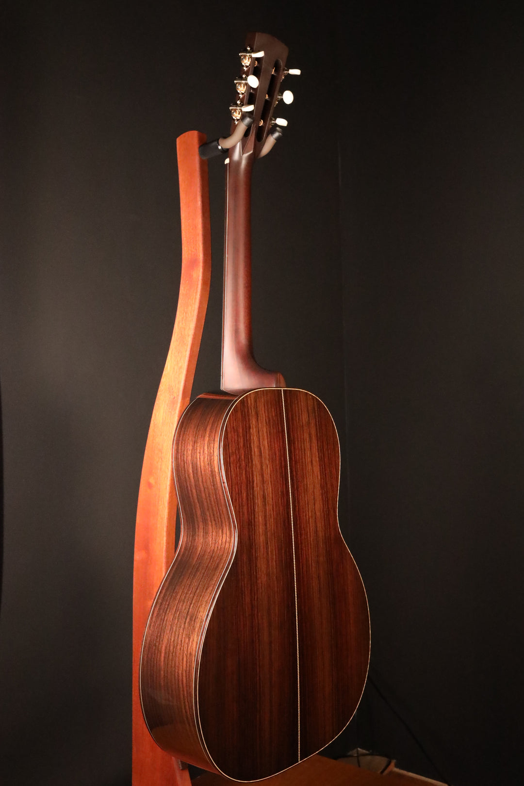Huss and Dalton 00-SP Engelmann Spruce/East Indian Rosewood (NEW)