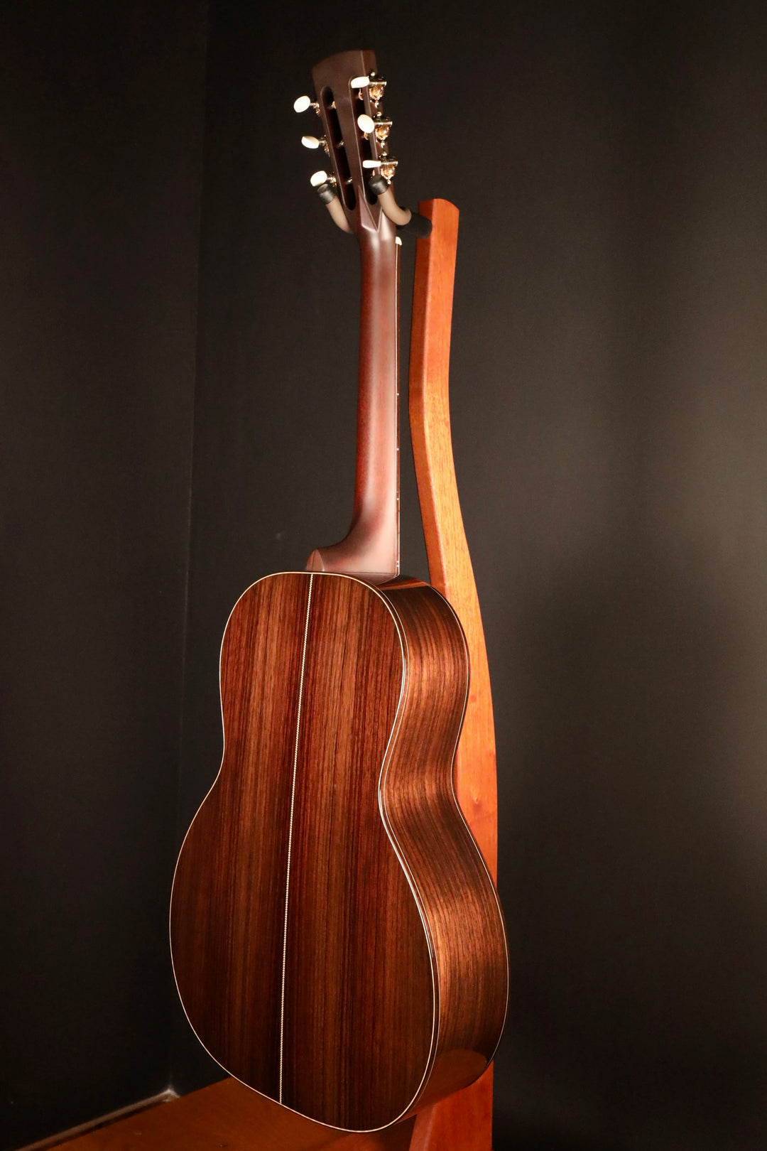 Huss and Dalton 00-SP Engelmann Spruce/East Indian Rosewood (NEW)