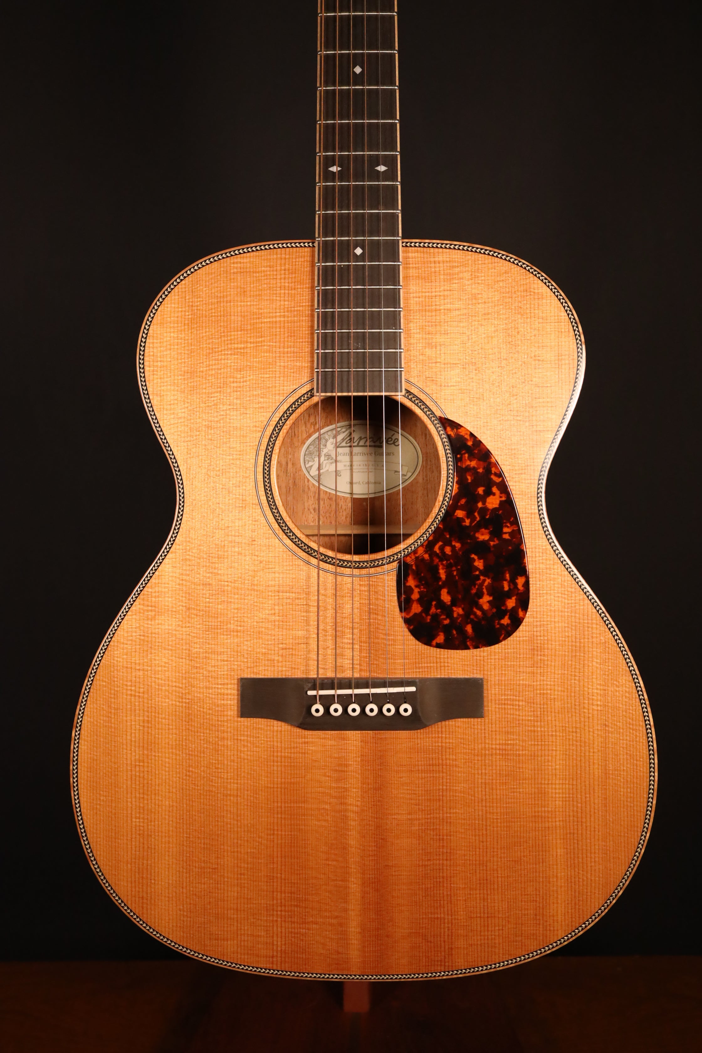 Larrivee OM-50 Sitka/Mahogany – Organic Sounds Select Guitars
