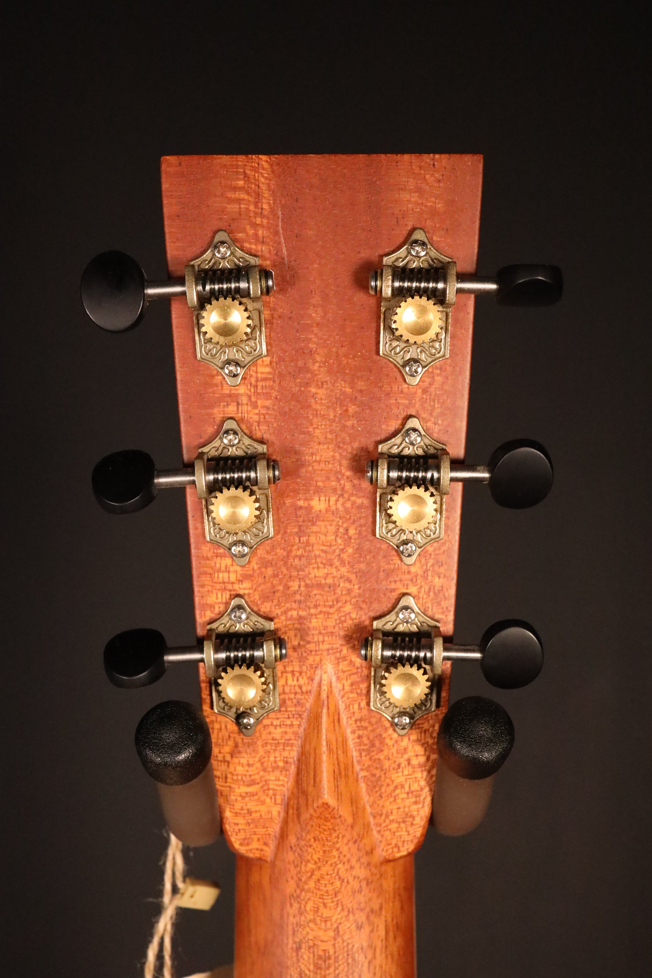 Larrivee OM-50 Sitka/Mahogany – Organic Sounds Select Guitars