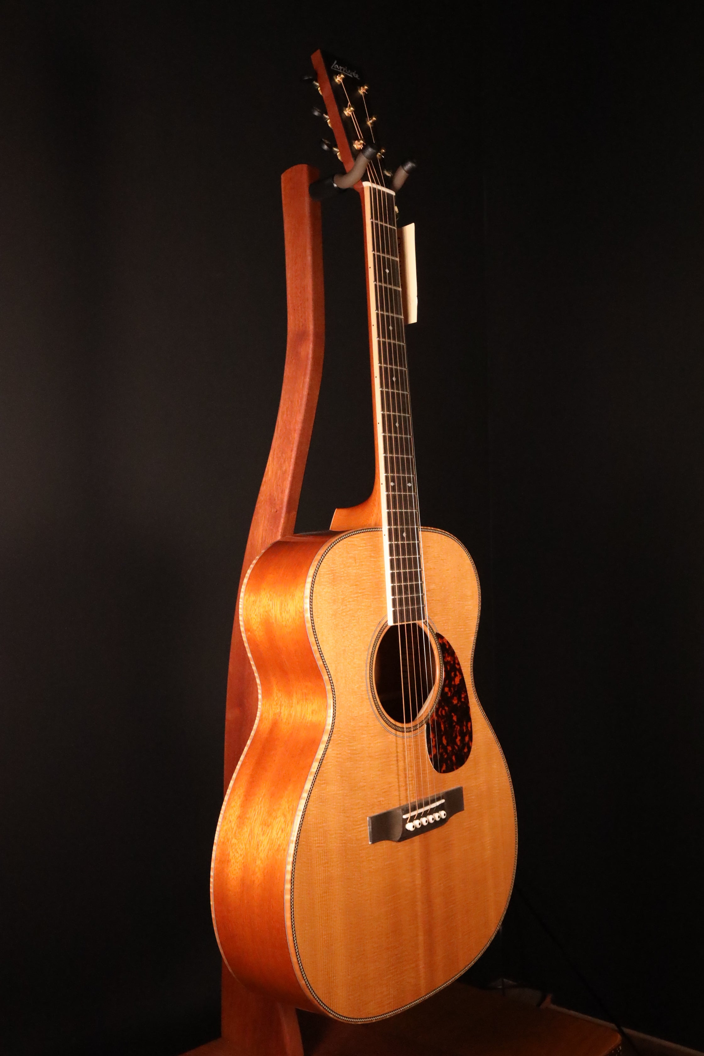 Larrivee OM-50 Sitka/Mahogany – Organic Sounds Select Guitars