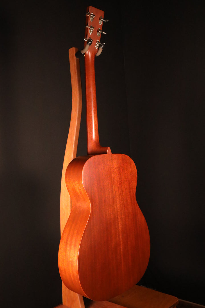 Martin 00-15M - All Mahogany (2012)