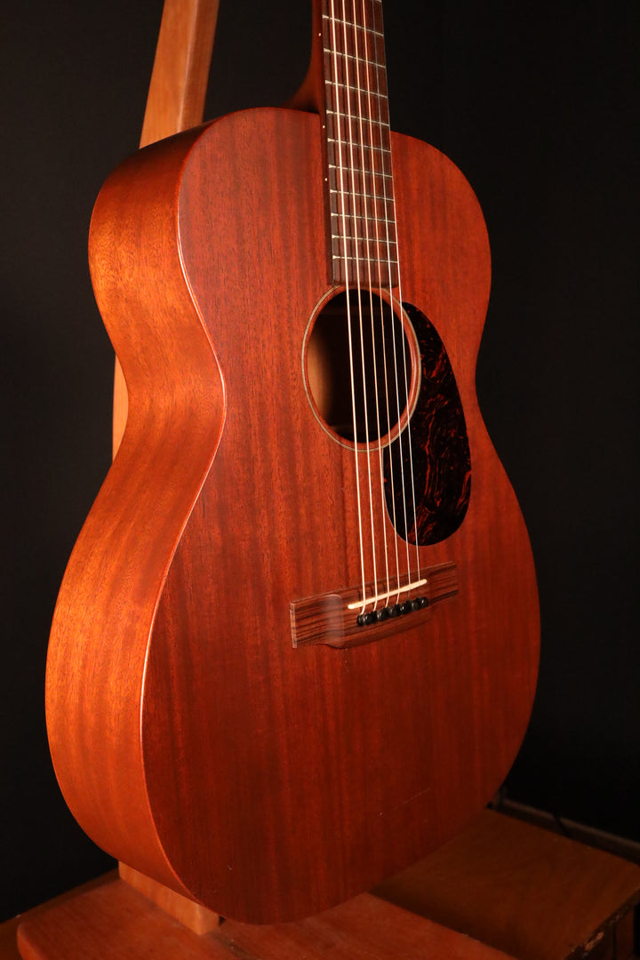 Martin 00-15M - All Mahogany (2012)