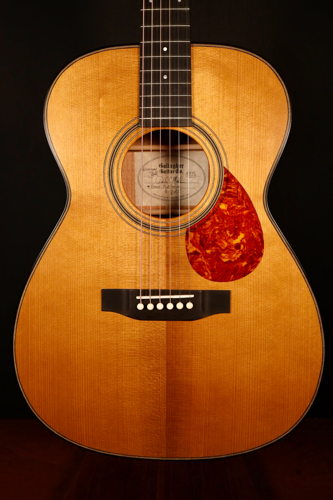 Gallagher Bluegrass Belle Grand Auditorium - Torrefied Adirondack Spruce/Mahogany (NEW)