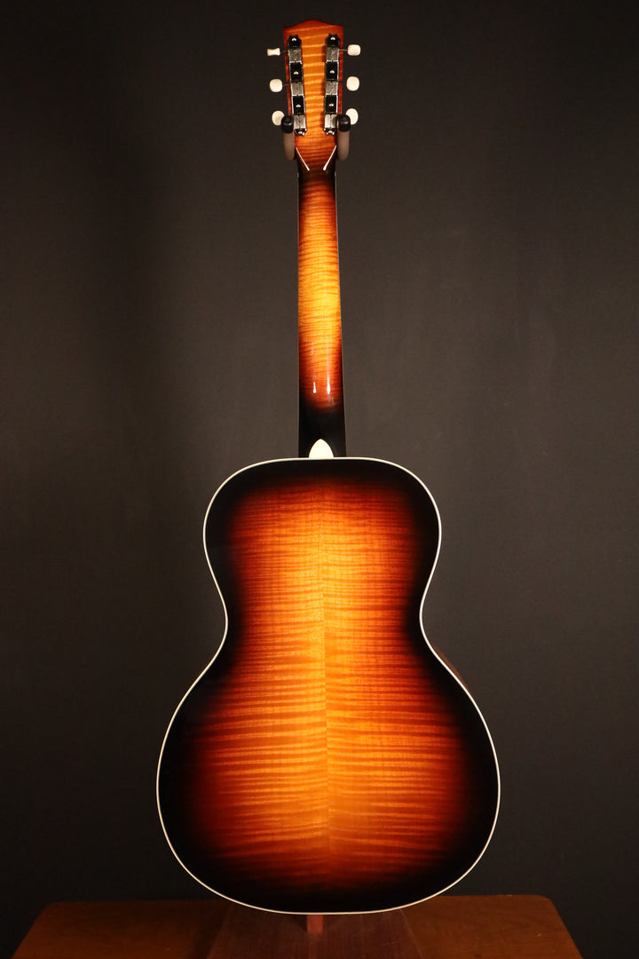 Huss and Dalton Crossroads L-13 Deluxe - Sitka Spruce/Maple (NEW)