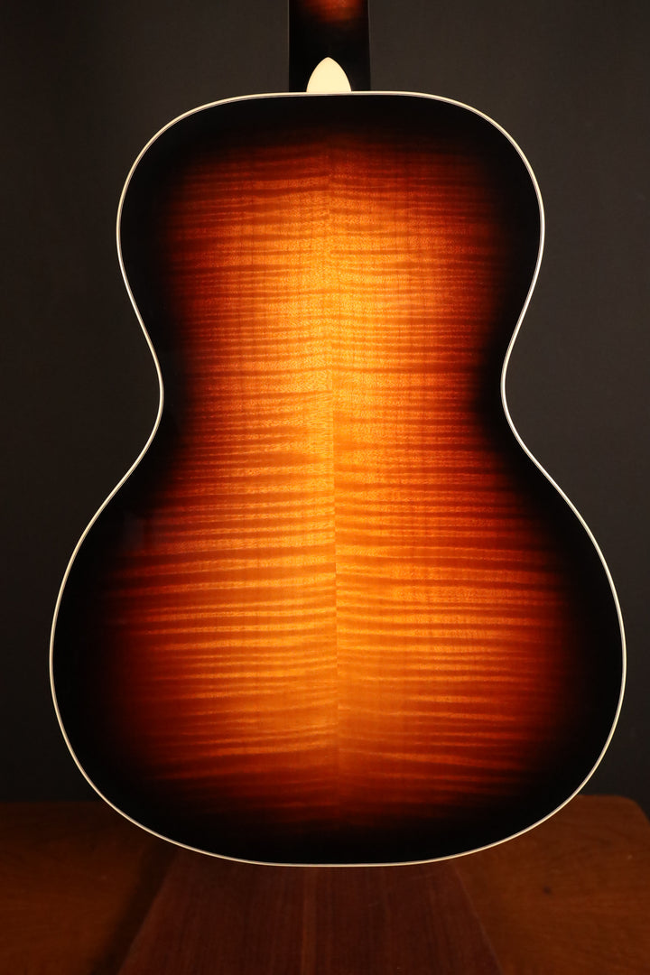 Huss and Dalton Crossroads L-13 Deluxe - Sitka Spruce/Maple (NEW)