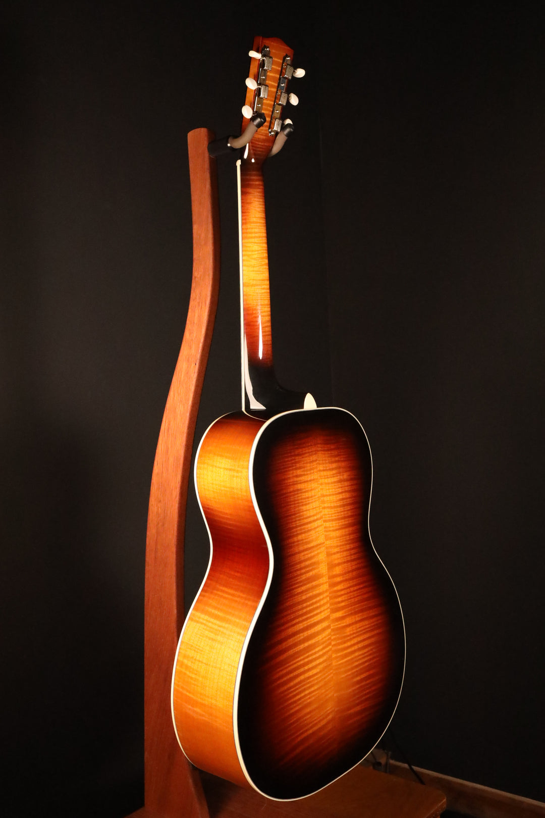 Huss and Dalton Crossroads L-13 Deluxe - Sitka Spruce/Maple (NEW)