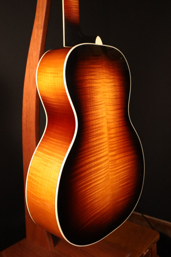 Huss and Dalton Crossroads L-13 Deluxe - Sitka Spruce/Maple (NEW)