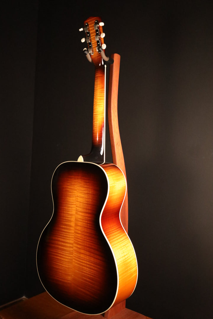 Huss and Dalton Crossroads L-13 Deluxe - Sitka Spruce/Maple (NEW)