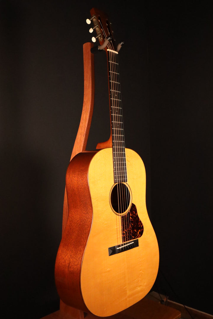 Martin Ditson 111 - Adirondack Spruce/Mahogany (2006)