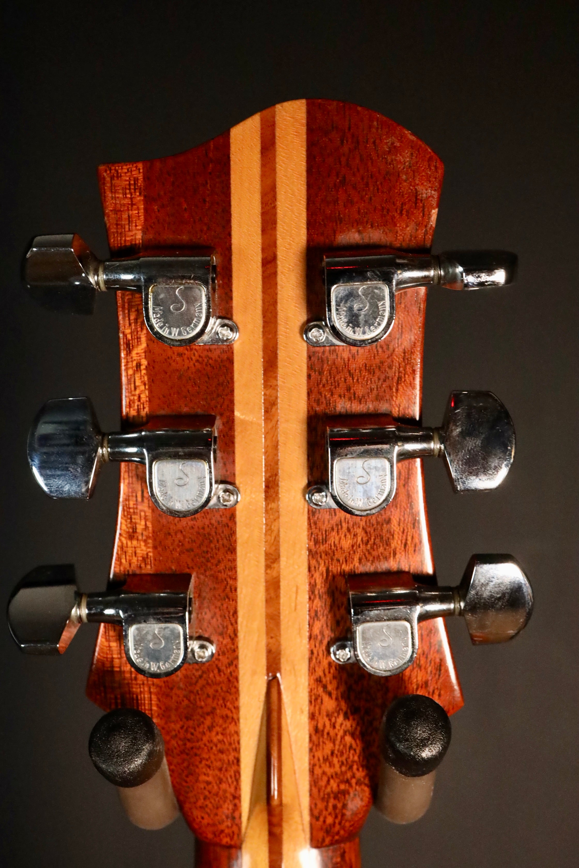 Olson Dreadnought - Sitka Spruce/Honduran Mahogany (1989
