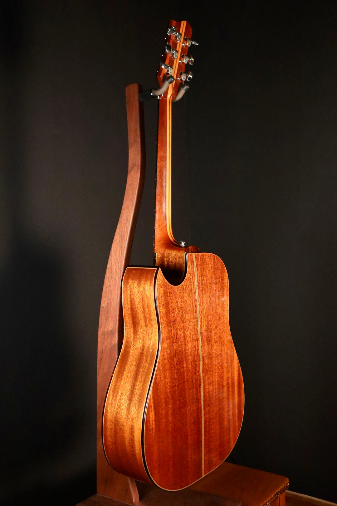 Olson Dreadnought - Sitka Spruce/Honduran Mahogany (1989)