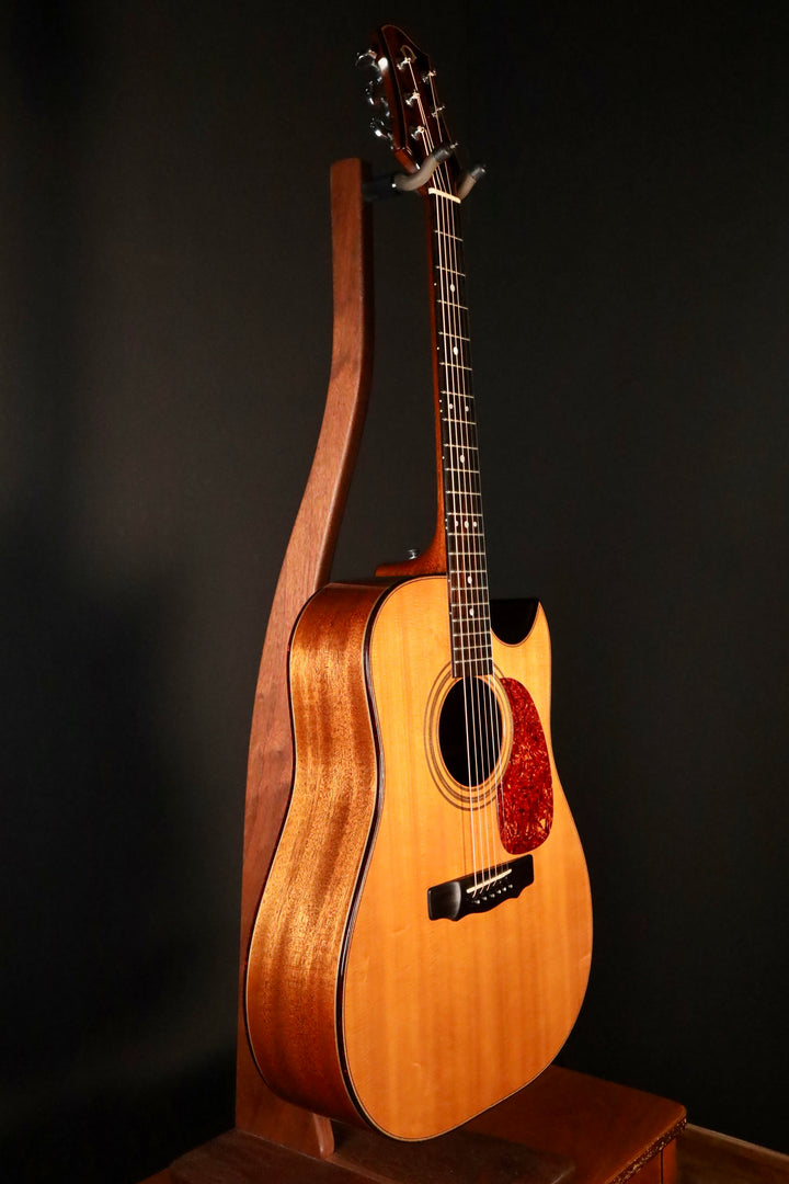Olson Dreadnought - Sitka Spruce/Honduran Mahogany (1989)