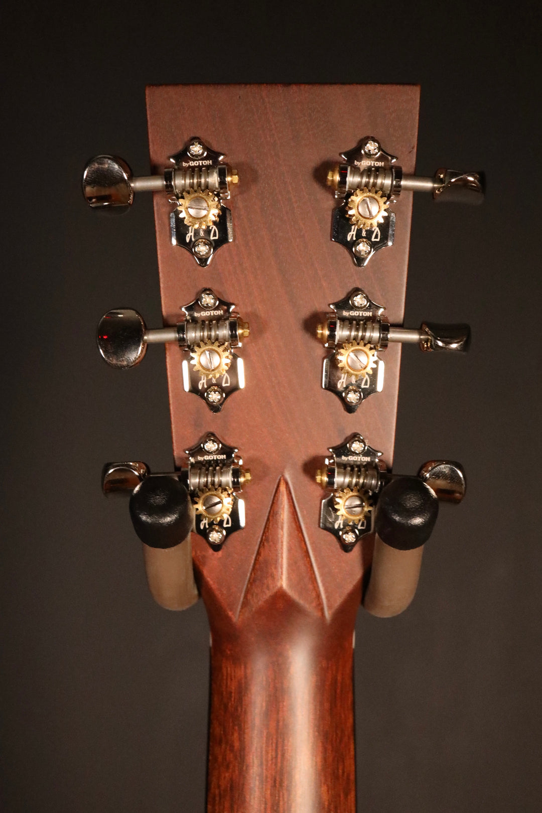 Huss and Dalton TD-M -  Sitka Spruce/Mahogany (NEW)