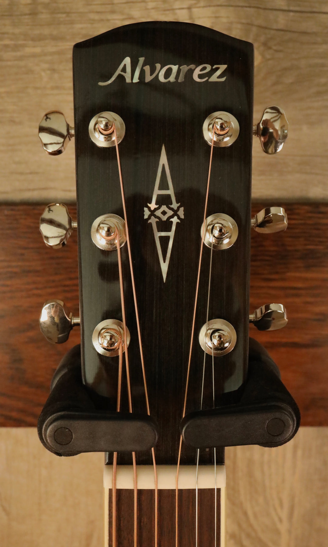 Alvarez MF60CEOM Masterworks Herringbone OM Acoustic Electric (New)
