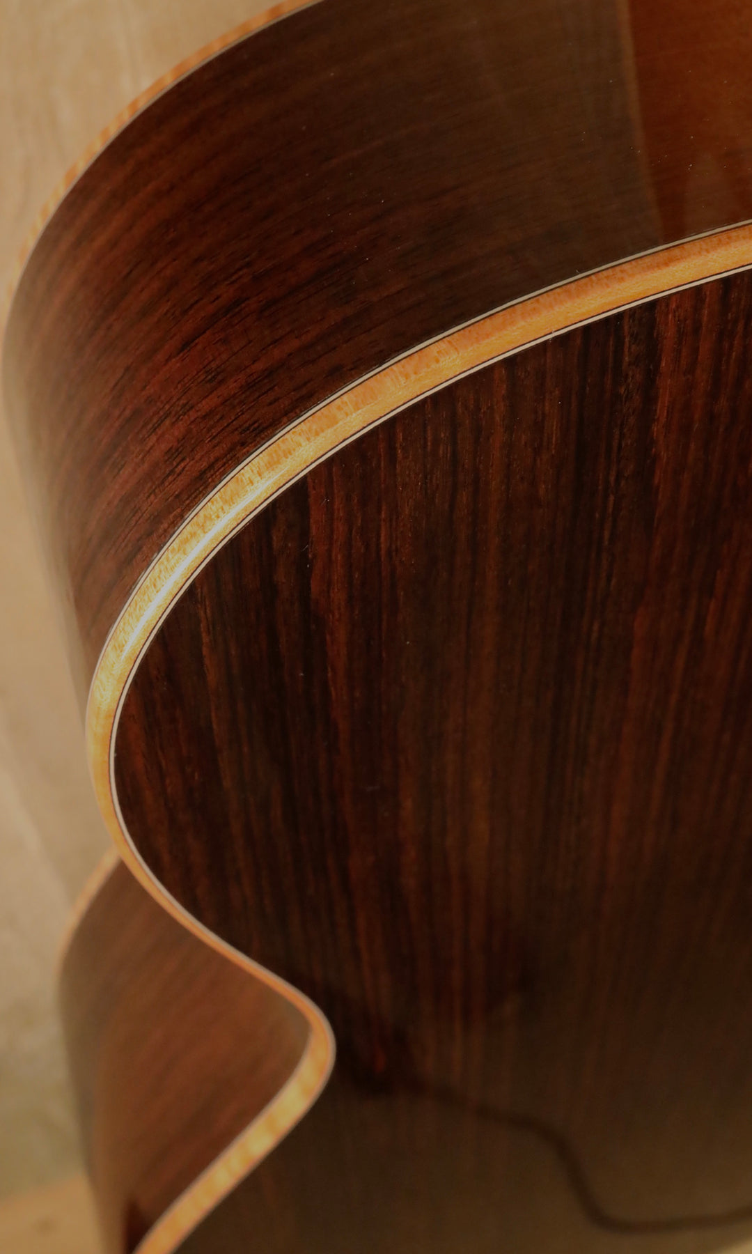 Larrivee OM-09 Sitka Spruce/Indian Rosewood (NEW)