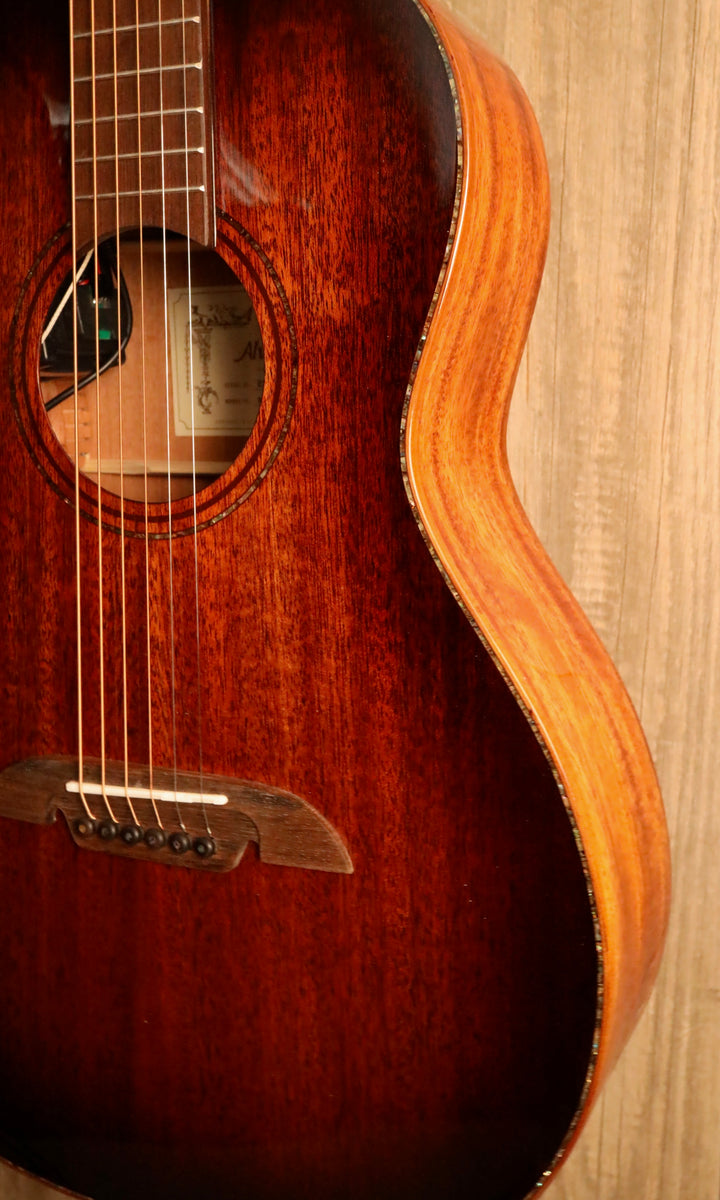 Alvarez Masterworks Parlor Shadowburst Acoustic Electric MPA66ESHB (NEW)