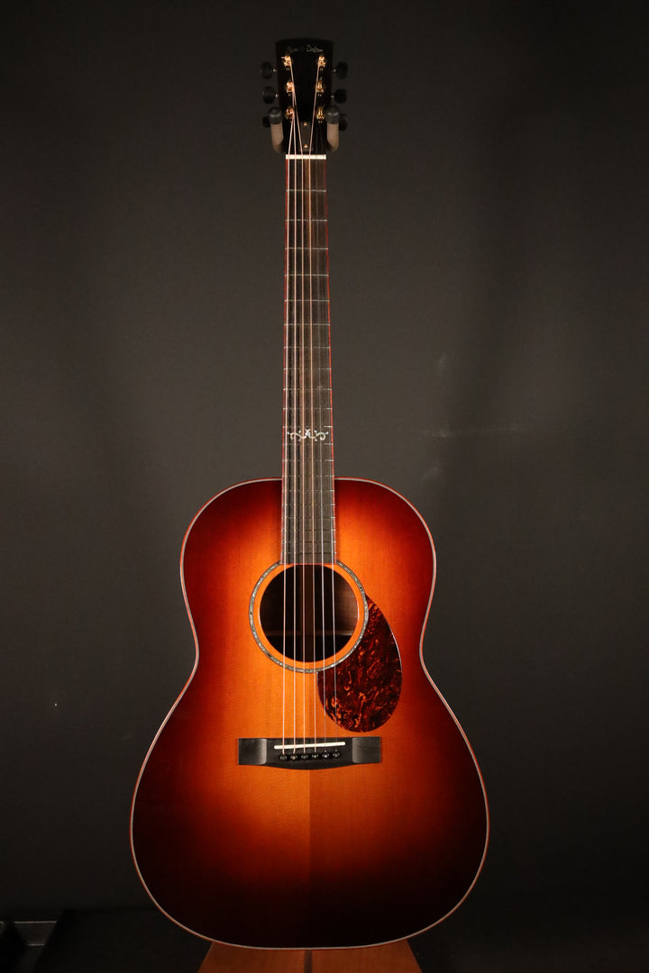 Huss and Dalton CM Custom Non-Cutaway - Thermo-cured Sitka Spruce/Leopardwood (NEW)