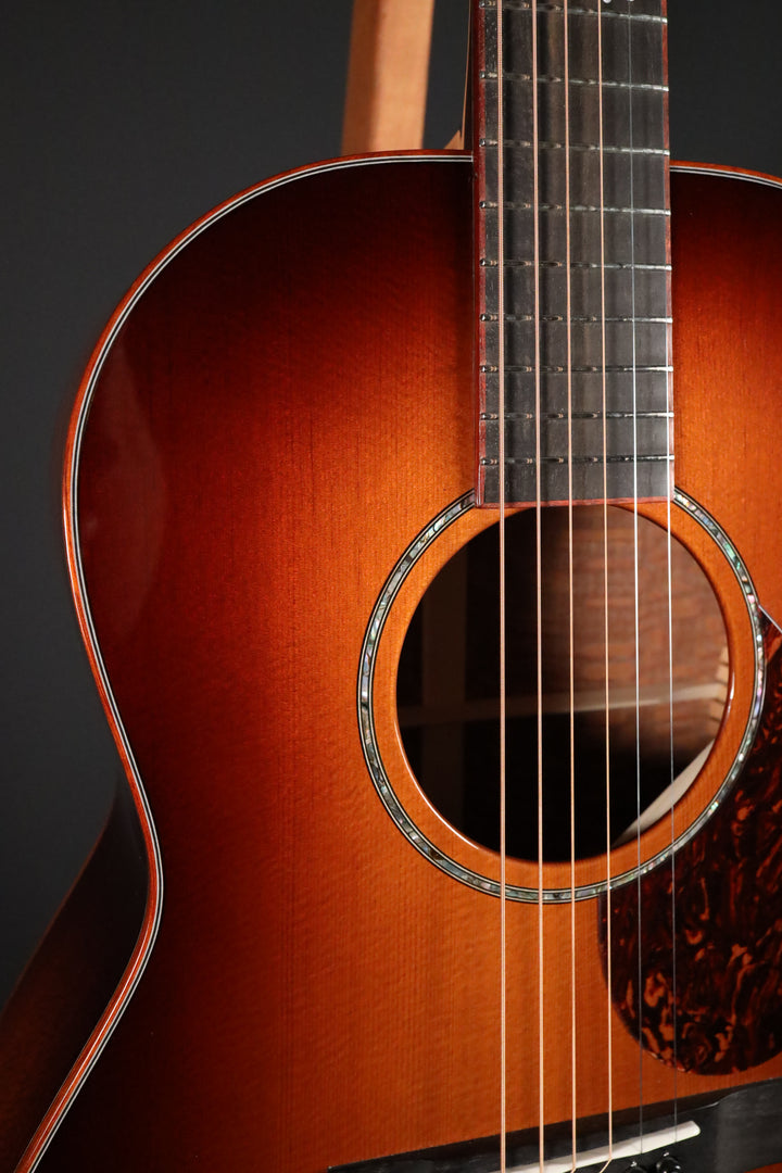 Huss and Dalton CM Custom Non-Cutaway - Thermo-cured Sitka Spruce/Leopardwood (NEW)