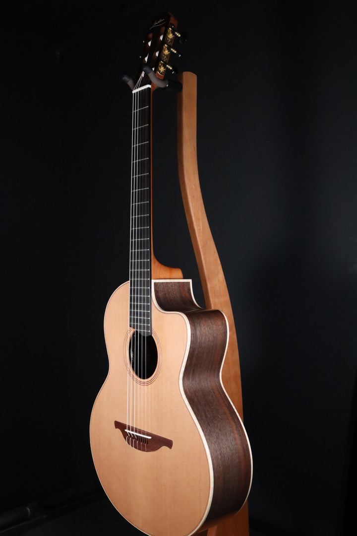Lowden S-23J Jazz Series - Cedar/Walnut