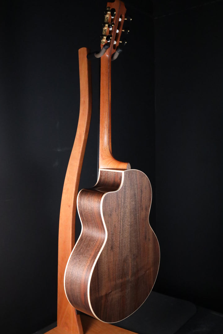 Lowden S-23J Jazz Series - Cedar/Walnut