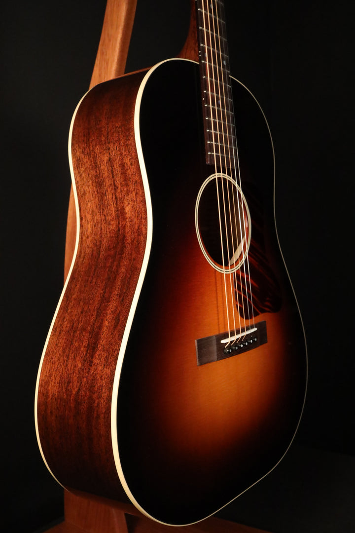 Huss and Dalton DS-12 Crossroads - Sitka Spruce/Mahogany (NEW)