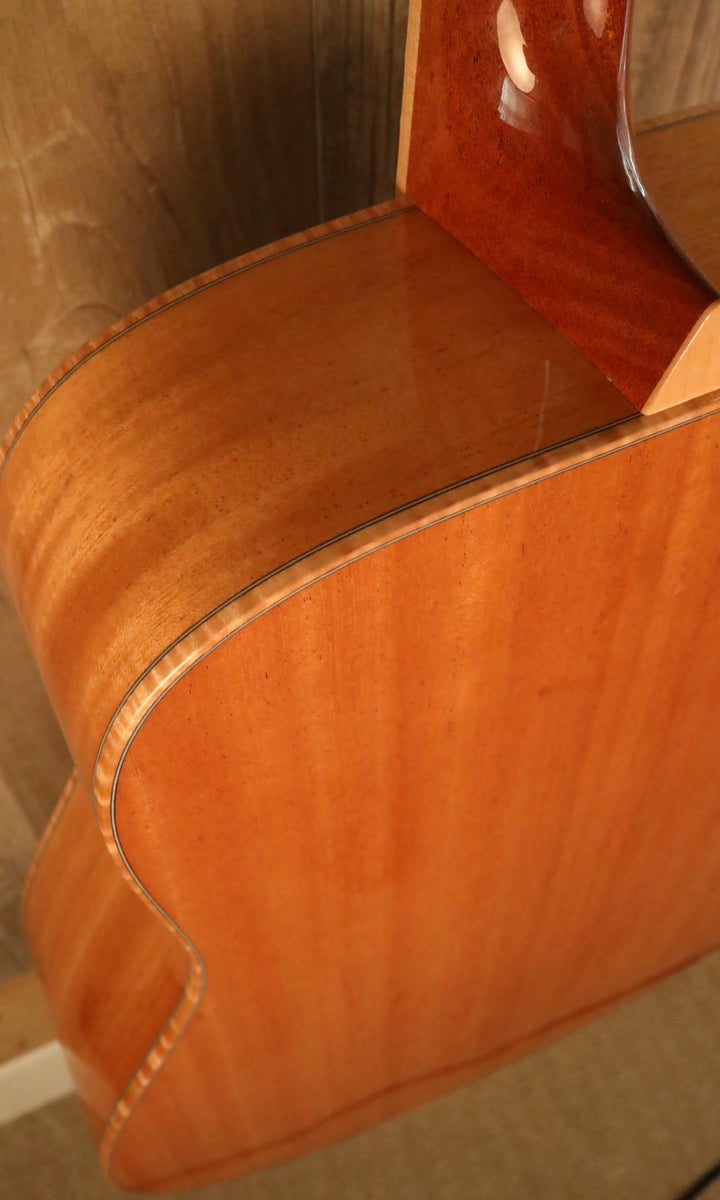 Larrivee D-05 Sitka/Mahogany (New)