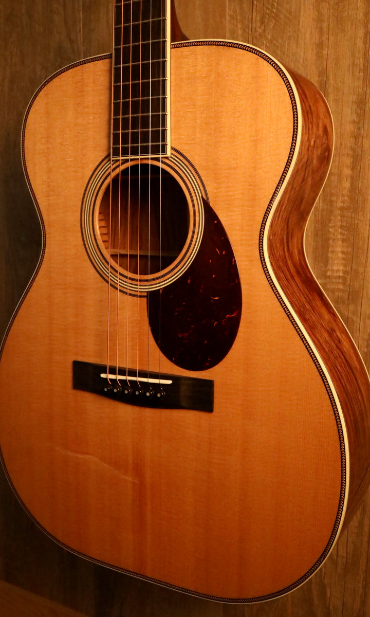 Huss and Dalton TOM-R Custom - "Old" Sitka Spruce/Honduran Rosewood (New)