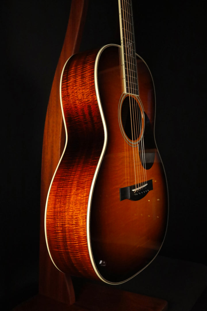 Santa Cruz 000 Custom -Adirondack Spruce/Koa (NEW)