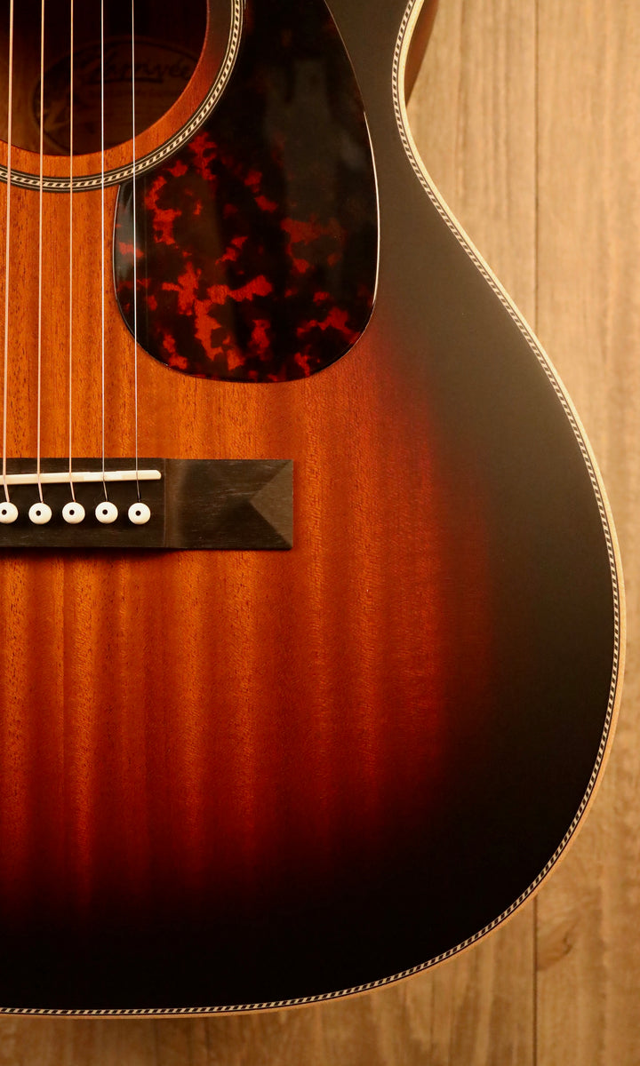 Larrivee 000-40 All Mahogany Vintage Sunburst (NEW)