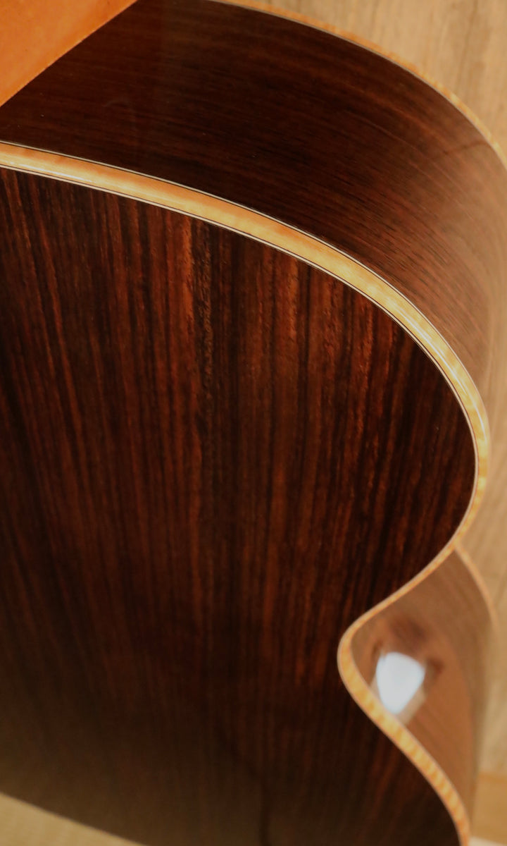 Larrivee OM-09 Sitka Spruce/Indian Rosewood (NEW)