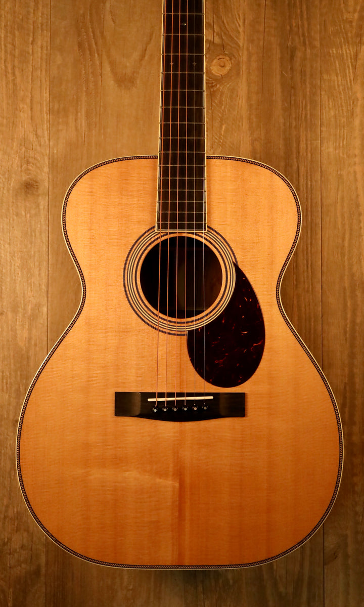 Huss and Dalton TOM-R Custom - "Old" Sitka Spruce/Honduran Rosewood (New)