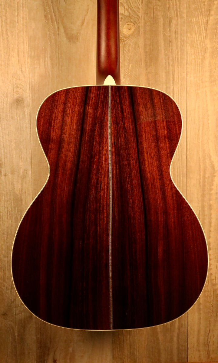 Santa Cruz OM Grand - Sitka Spruce/East Indian Rosewood (2017)