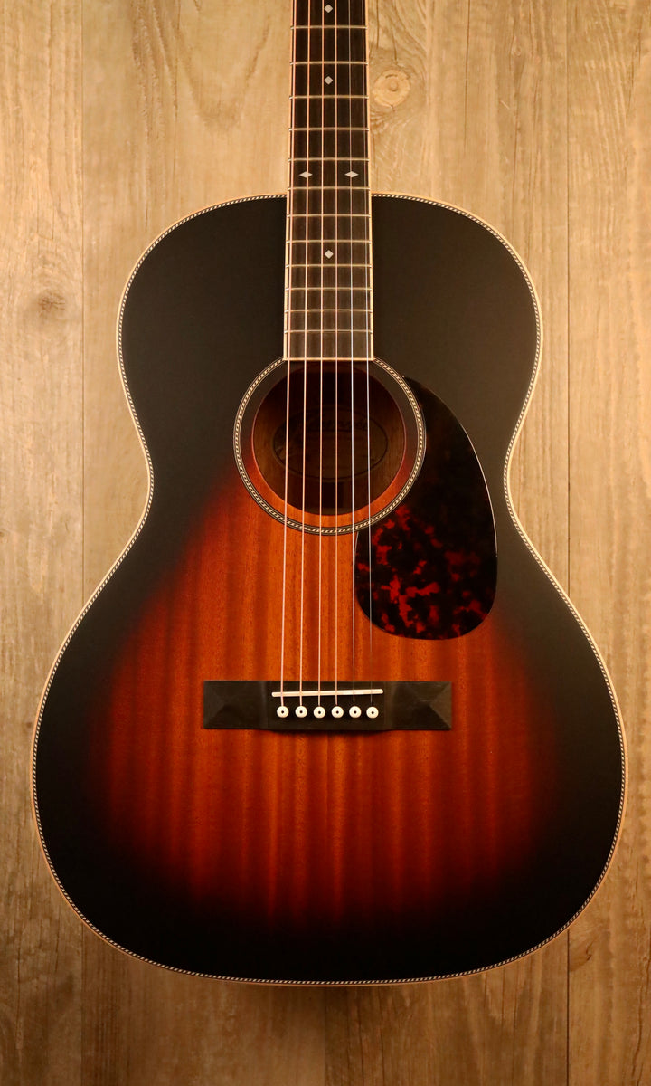 Larrivee 000-40 All Mahogany Vintage Sunburst (NEW)