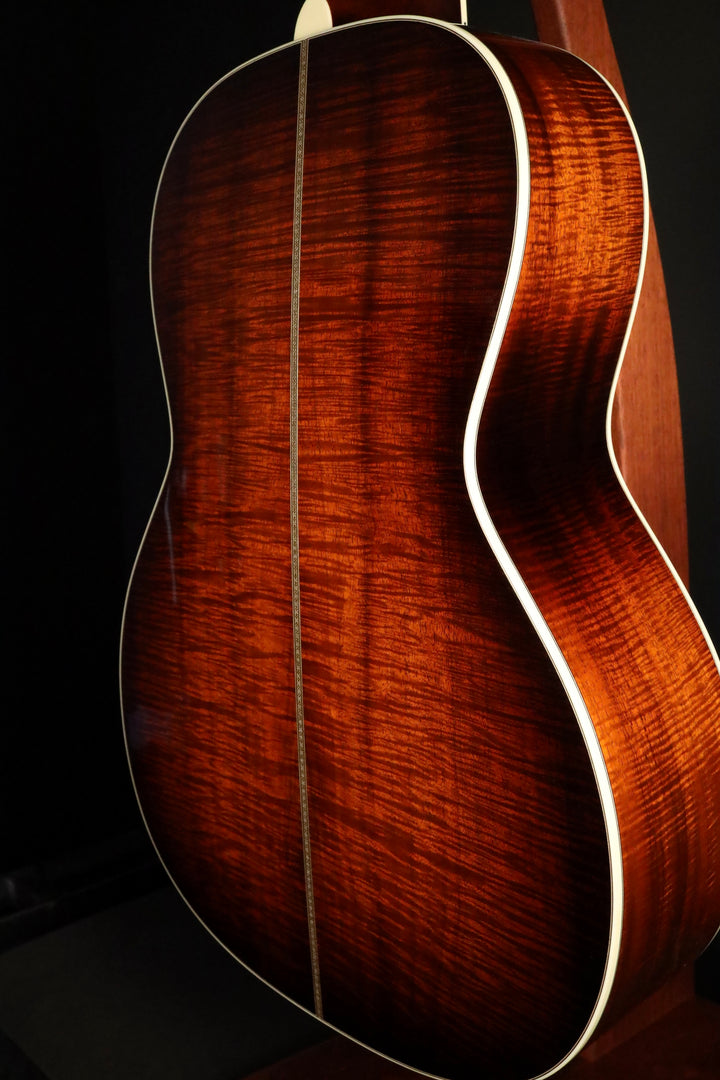 Santa Cruz 000 Custom -Adirondack Spruce/Koa (NEW)