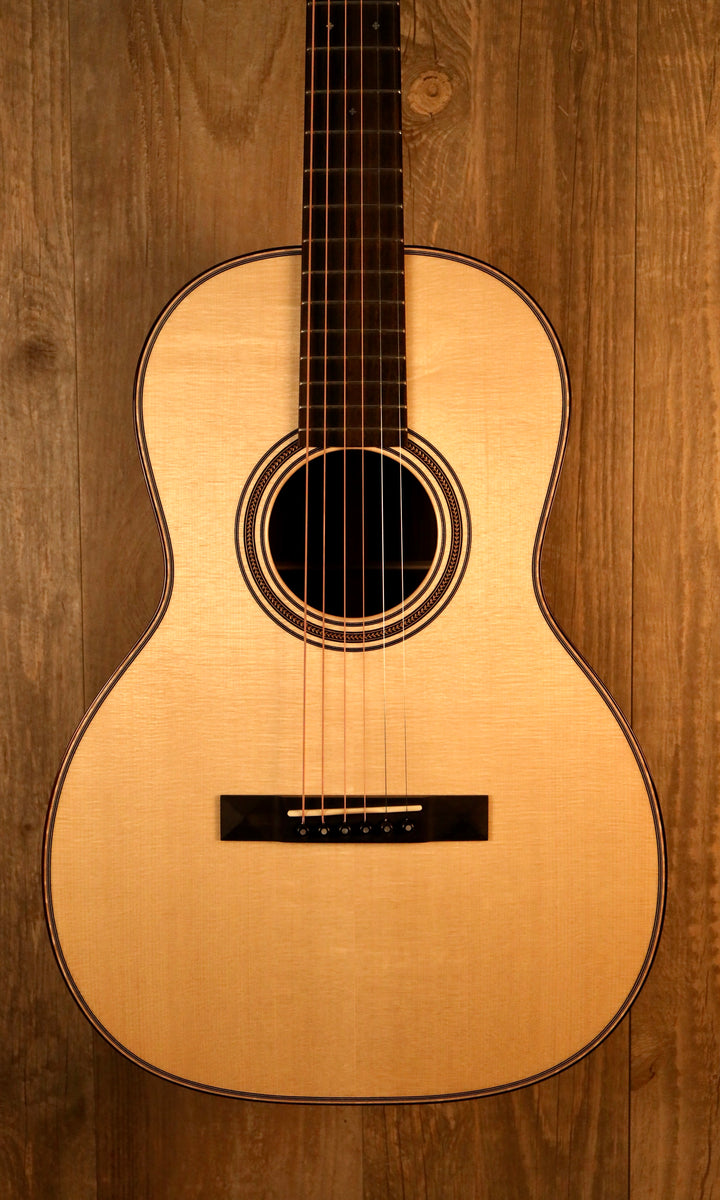 Huss and Dalton 00-SP - Engelmann Spruce and East Indian Rosewood (New)
