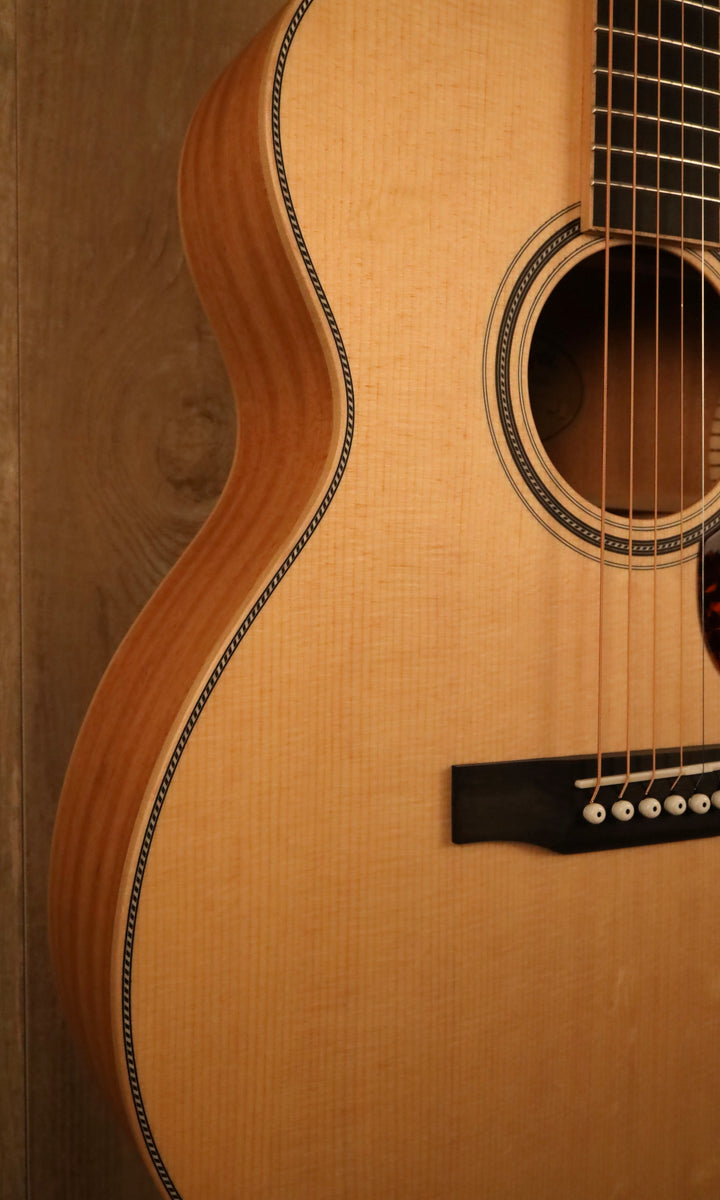 Larrivee OM-40 Sitka/Mahogany (New) - ON HOLD