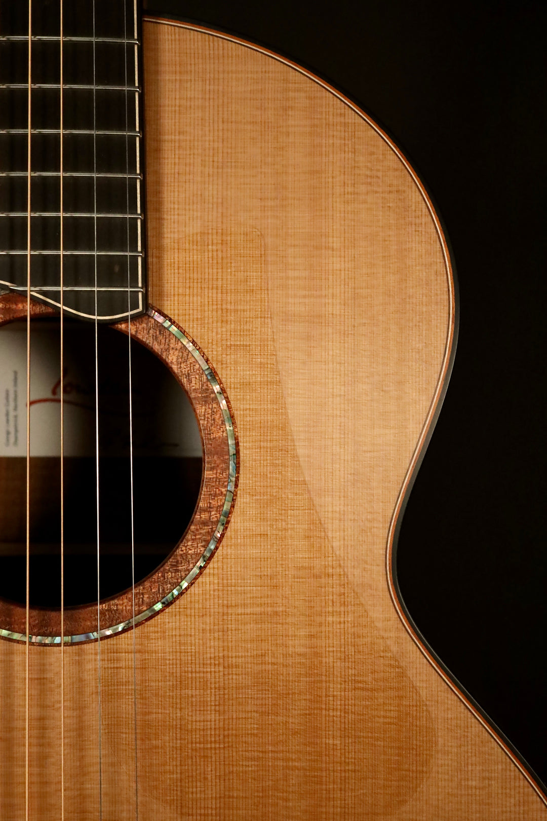 Lowden S-50 - Red Cedar/Walnut (NEW)