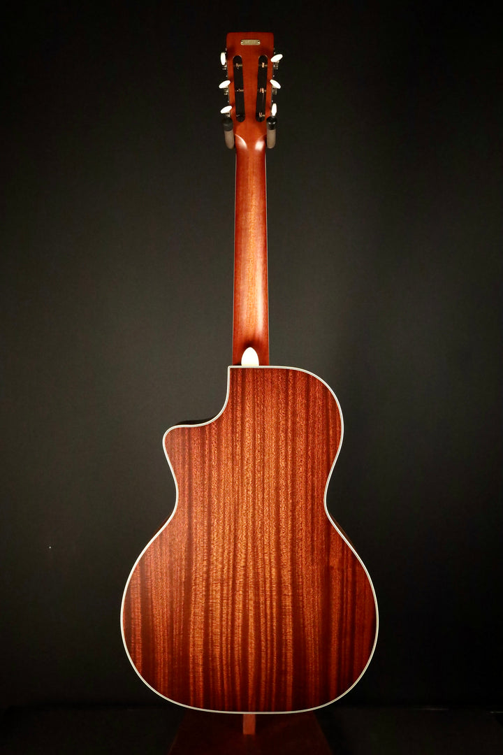 National El Trovador Cutaway (NEW)