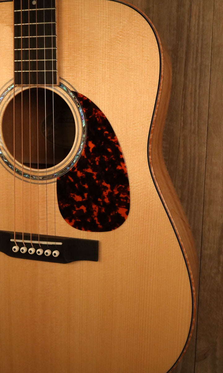 Larrivee D-05 Sitka/Mahogany (New)