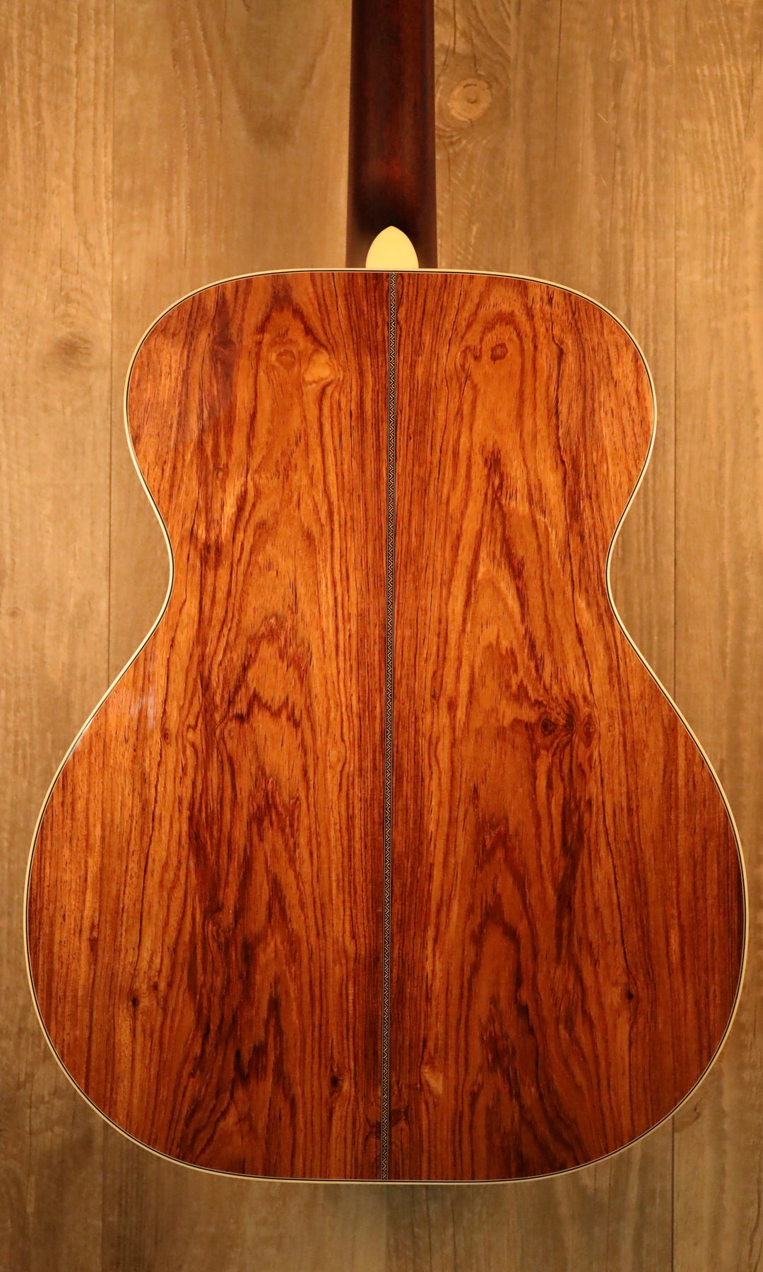 Huss and Dalton TOM-R Custom - "Old" Sitka Spruce/Honduran Rosewood (New)