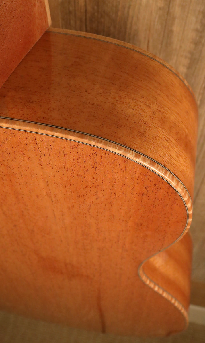 Larrivee OM-50 Sitka/Mahogany (New)