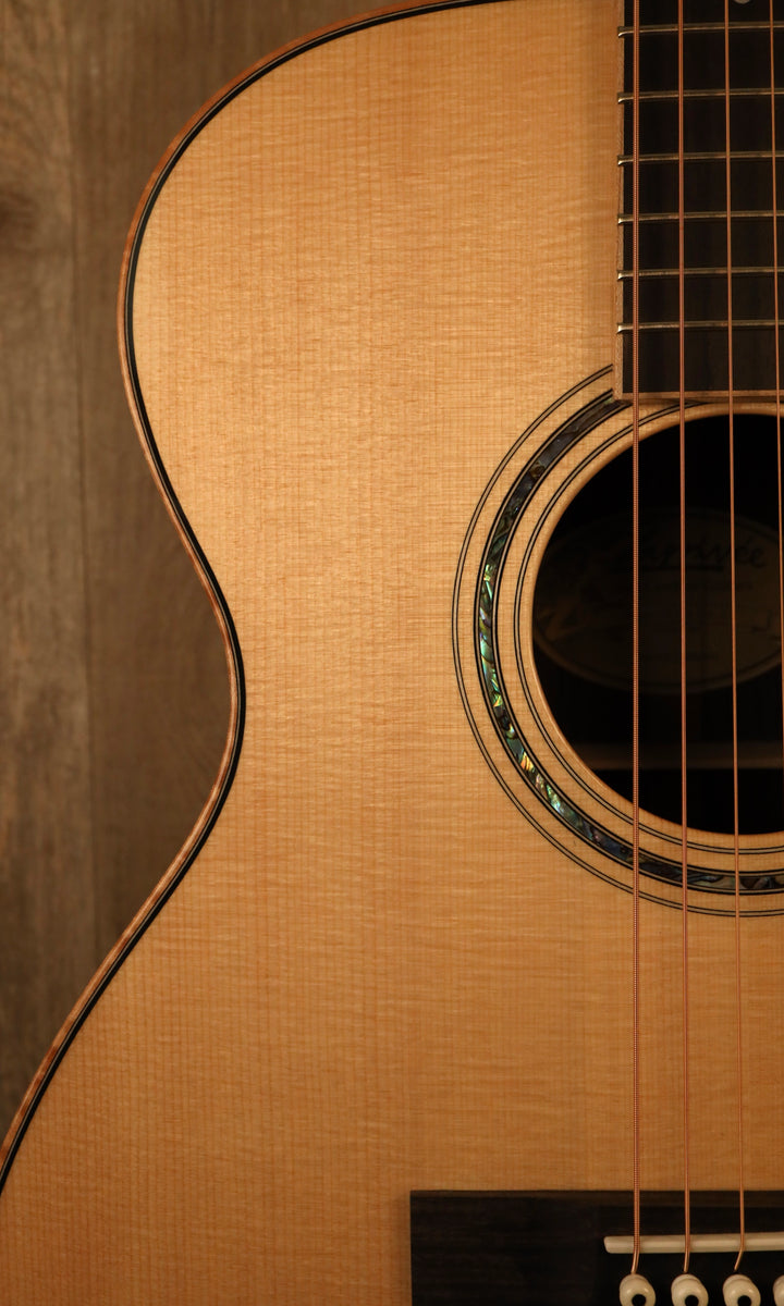 Larrivee OM-09 Sitka Spruce/Indian Rosewood (NEW)
