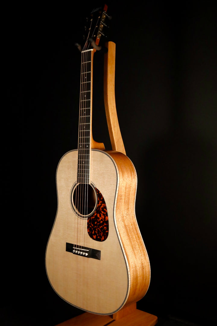 Larrivee SD-50 - Sitka Spruce/Mahogany (NEW)