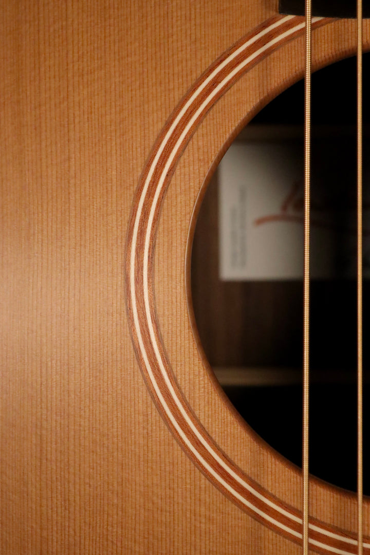 Lowden F-25 - Red Cedar/East Indian Rosewood (NEW)