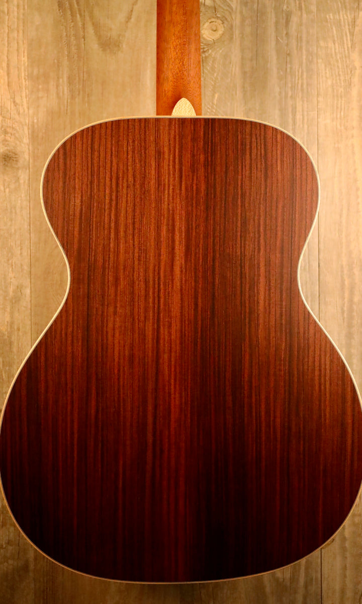 Larrivee OM-40R (New)