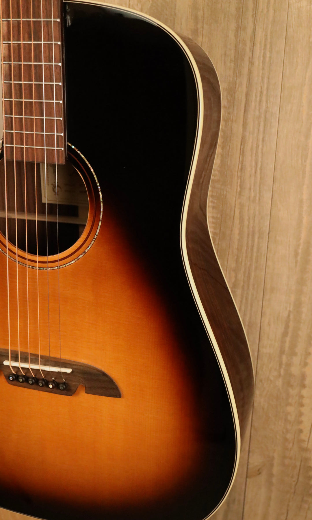 Alvarez MDR70ESB Masterworks Round Shoulder 12th Fret Dreadnought (New)